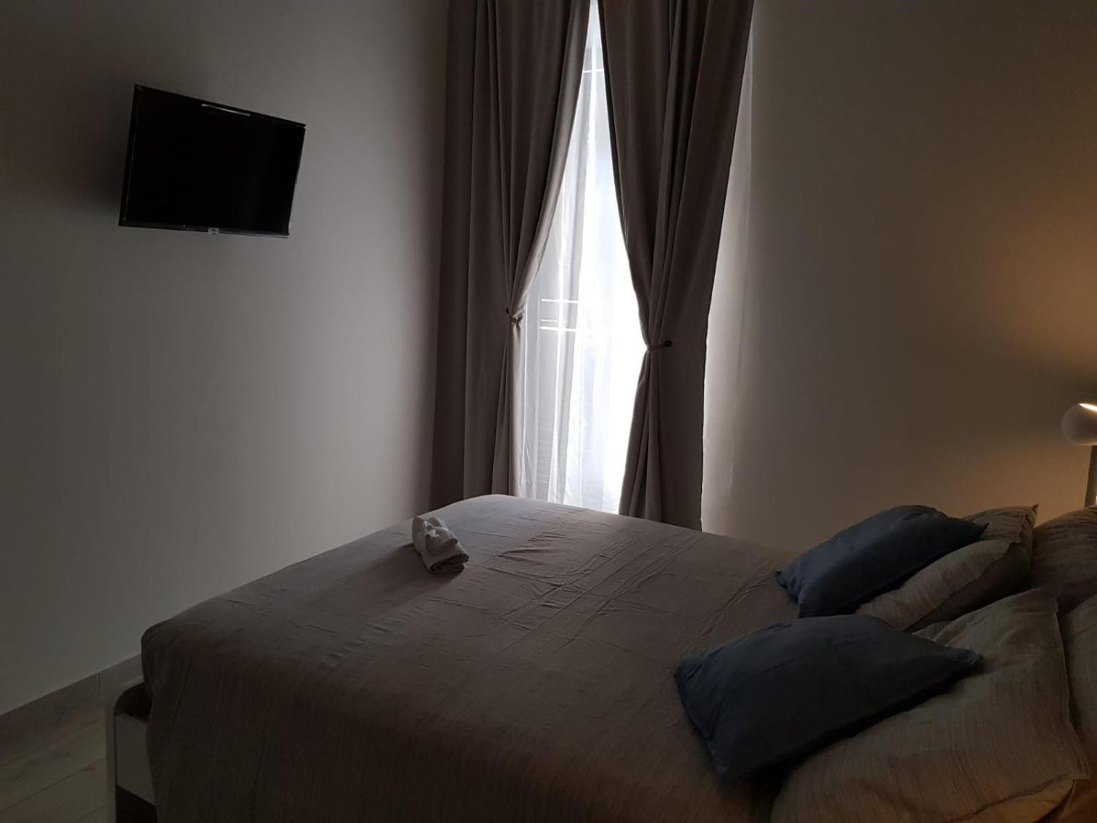 نابولي B&B Miglio Sacro الغرفة الصورة